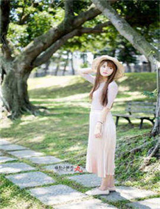 美女大战精子1